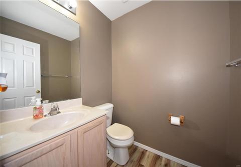743 Hyde Dr, O'fallon, MO 63366 photo 14
