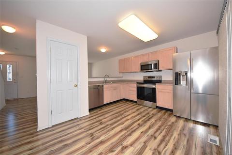743 Hyde Dr, O'fallon, MO 63366 photo 2