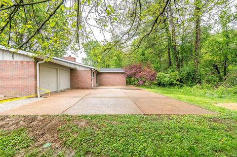 11 Summersweet Ln, Ballwin, MO 63011 photo 10