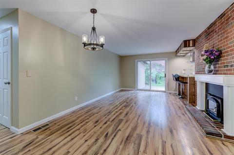 11 Summersweet Ln, Ballwin, MO 63011 photo 23