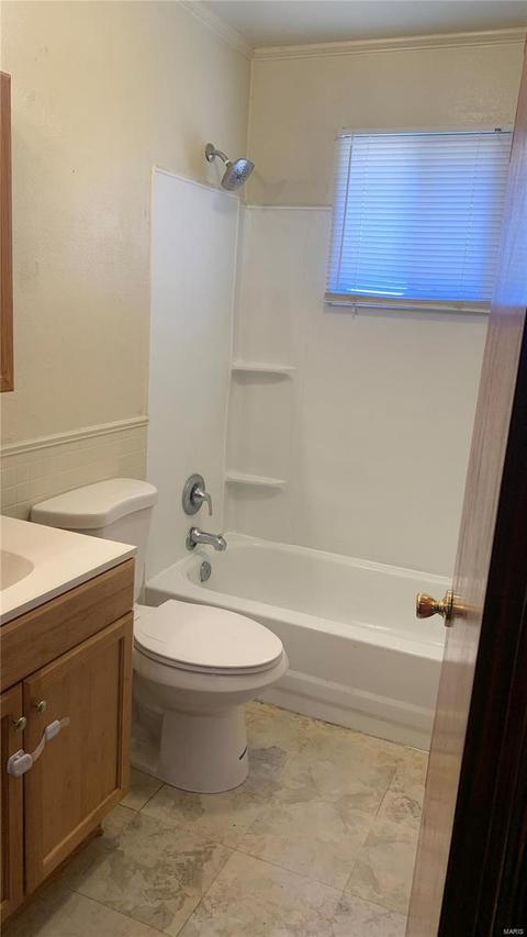 269 S Barat, Ferguson, MO 63135 photo 5