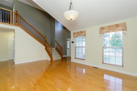 50 Spring Borough Ct, O'fallon, MO 63368 photo 3