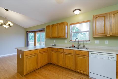 50 Spring Borough Ct, O'fallon, MO 63368 photo 10