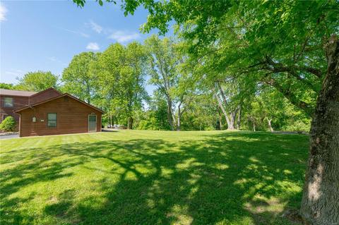 266 S Eatherton, Chesterfield, MO 63005 photo 2
