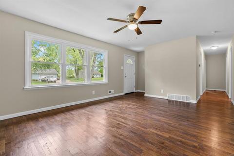 1349 Marsh Ave, Ellisville, MO 63011 photo 3
