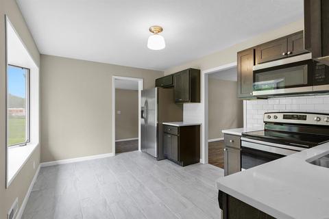 1349 Marsh Ave, Ellisville, MO 63011 photo 8
