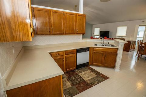 144 Royallmanor, O'fallon, MO 63368 photo 12