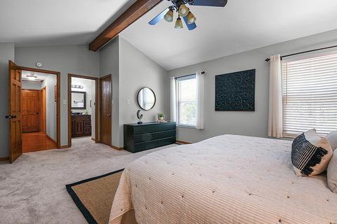 1049 Columbard Dr, Ballwin, MO 63021 photo 13