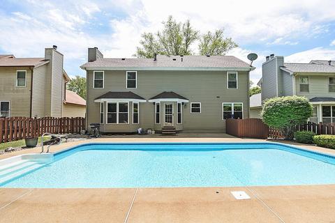 1049 Columbard Dr, Ballwin, MO 63021 photo 24