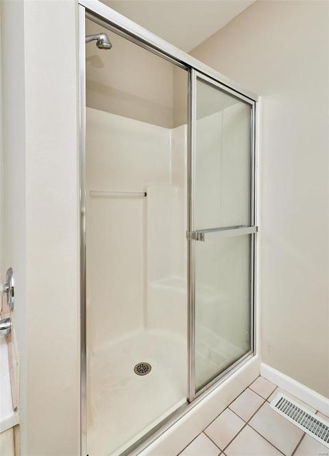 1103 Shadowfaire, Ballwin, MO 63021 photo 12