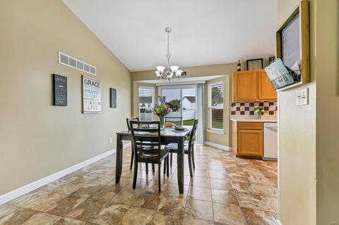 1428 Quiver Dr, O'fallon, MO 63366 photo 10