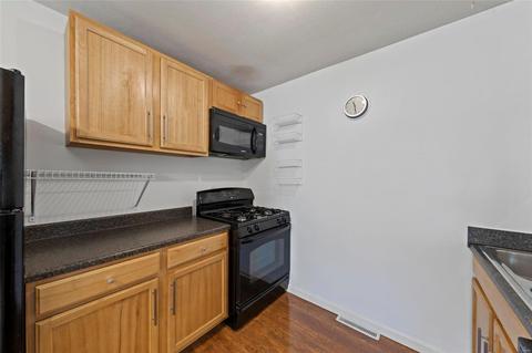 3513 Dixie Dr, Saint Ann, MO 63074 photo 9