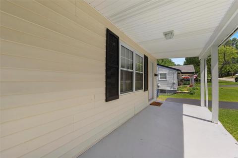 3513 Dixie Dr, Saint Ann, MO 63074 photo 3