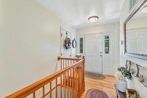 697 Top Notch Ln, Eureka, MO 63025 photo 5