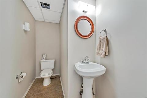 697 Top Notch Ln, Eureka, MO 63025 photo 32