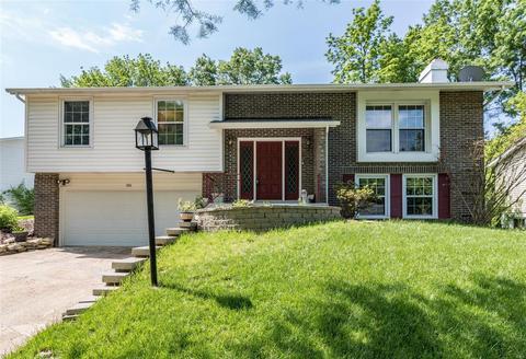 386 Messina Dr, Ballwin, MO 63021 photo 1