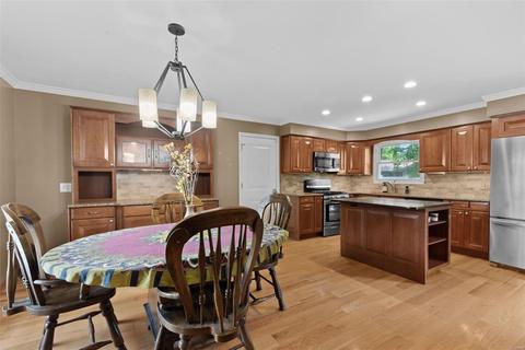 6 Cambridge Ct, Saint Charles, MO 63301 photo 8