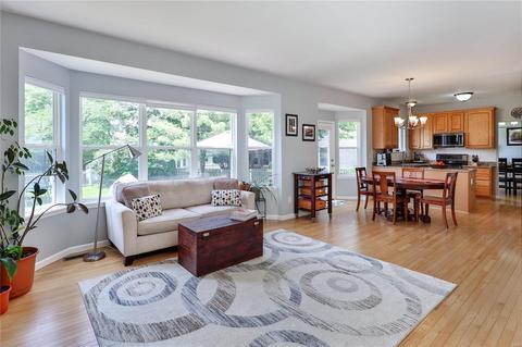 2 Hemingway Ct, Weldon Spring, MO 63304 photo 7