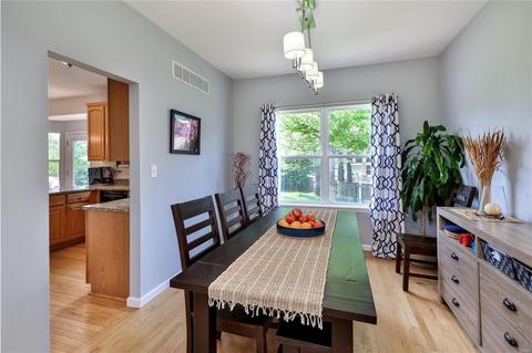 2 Hemingway Ct, Weldon Spring, MO 63304 photo 5