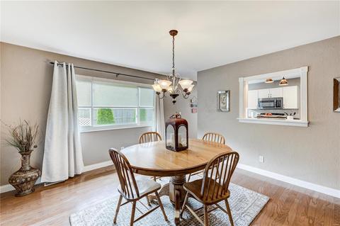 3 Redsand Ct, Manchester, MO 63011 photo 9