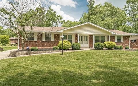 1007 Mallow Dr, Ellisville, MO 63011 photo 1
