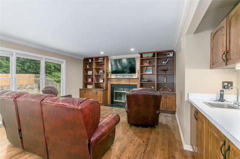 1427 Carriage Brg, Ballwin, MO 63021 photo 15