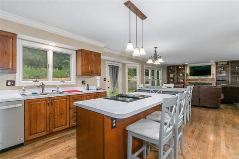 1427 Carriage Brg, Ballwin, MO 63021 photo 10