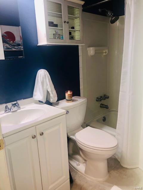 211 Braeshire Dr #E, Ballwin, MO 63021 photo 18