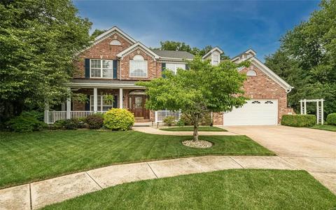 802 Castle Forest Ct, Ballwin, MO 63021 photo 1