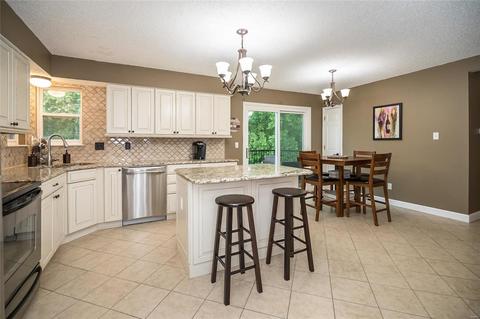64 Fairmount Ct, Saint Charles, MO 63304 photo 13