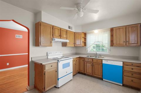 3635 Marshall Ave, Saint Louis, MO 63114 photo 12