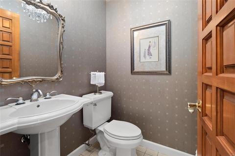 12 Dielman Rd, Ladue, MO 63124 photo 10
