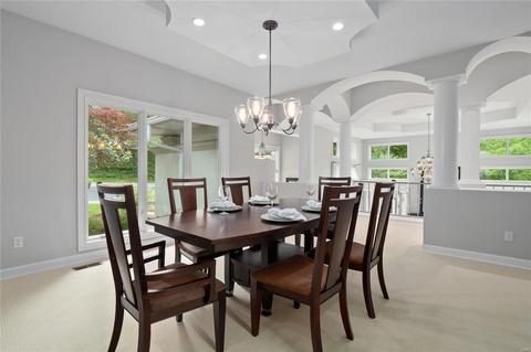 12 Dielman Rd, Ladue, MO 63124 photo 9