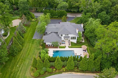 12 Dielman Rd, Ladue, MO 63124 photo 4