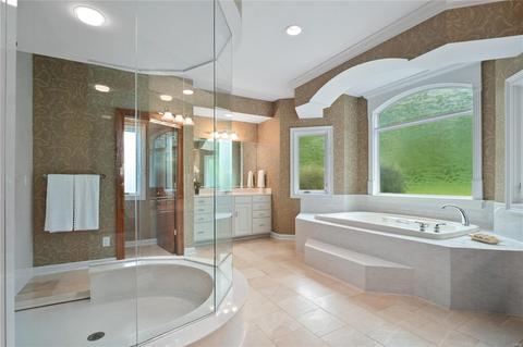 12 Dielman Rd, Ladue, MO 63124 photo 18