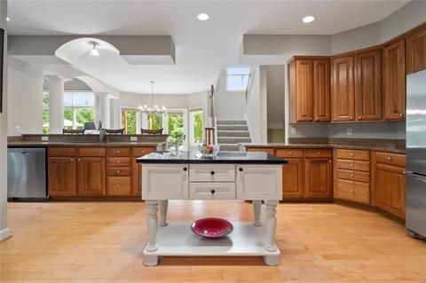 12 Dielman Rd, Ladue, MO 63124 photo 13