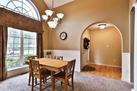 740 Longfellow Cir, O'fallon, MO 63366 photo 9