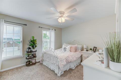 728 Castle Ridge Dr, Ballwin, MO 63021 photo 13