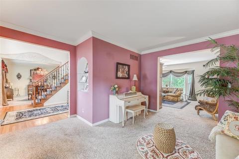 728 Castle Ridge Dr, Ballwin, MO 63021 photo 3