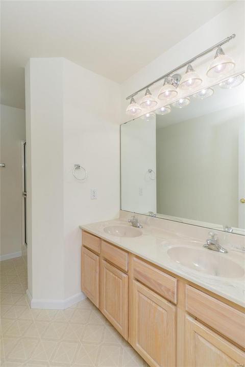 621 W Falls Ct, O'fallon, MO 63368 photo 19