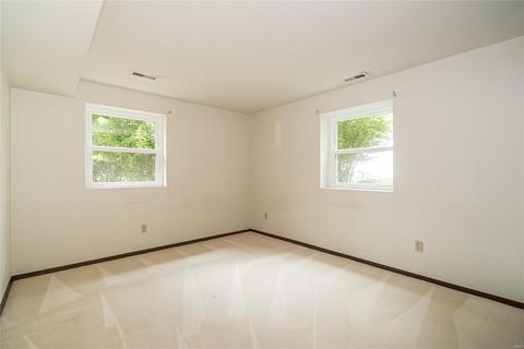 14 Rainfield Ct, Ballwin, MO 63021 photo 22