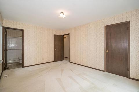 14 Rainfield Ct, Ballwin, MO 63021 photo 13