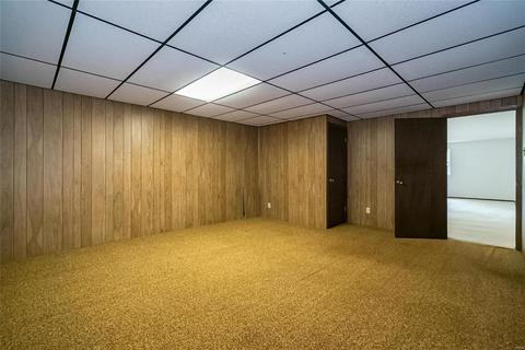 14 Rainfield Ct, Ballwin, MO 63021 photo 25