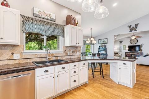 145 Park Ridge Dr, O'fallon, MO 63366 photo 8