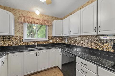 592 Arblay Pl, Manchester, MO 63011 photo 10