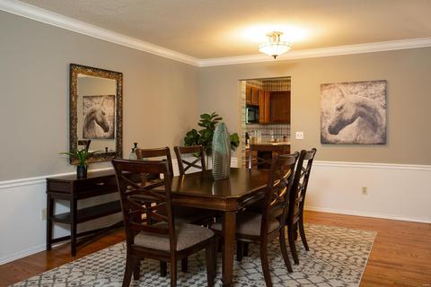 1015 Oak Glen Cir, Ballwin, MO 63021 photo 3