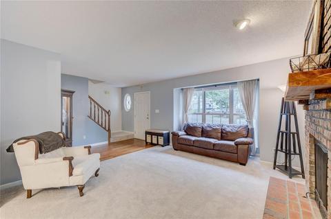 1597 Greenfield Crossing Ct, Ballwin, MO 63021 photo 2