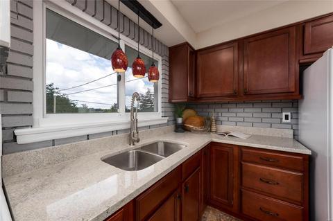 11028 Patsy Dr, Saint Louis, MO 63123 photo 8