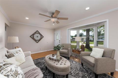 11028 Patsy Dr, Saint Louis, MO 63123 photo 4