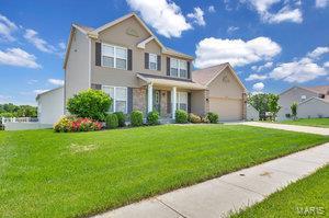 812 Bluff Brk, O'fallon, MO 63366 photo 3